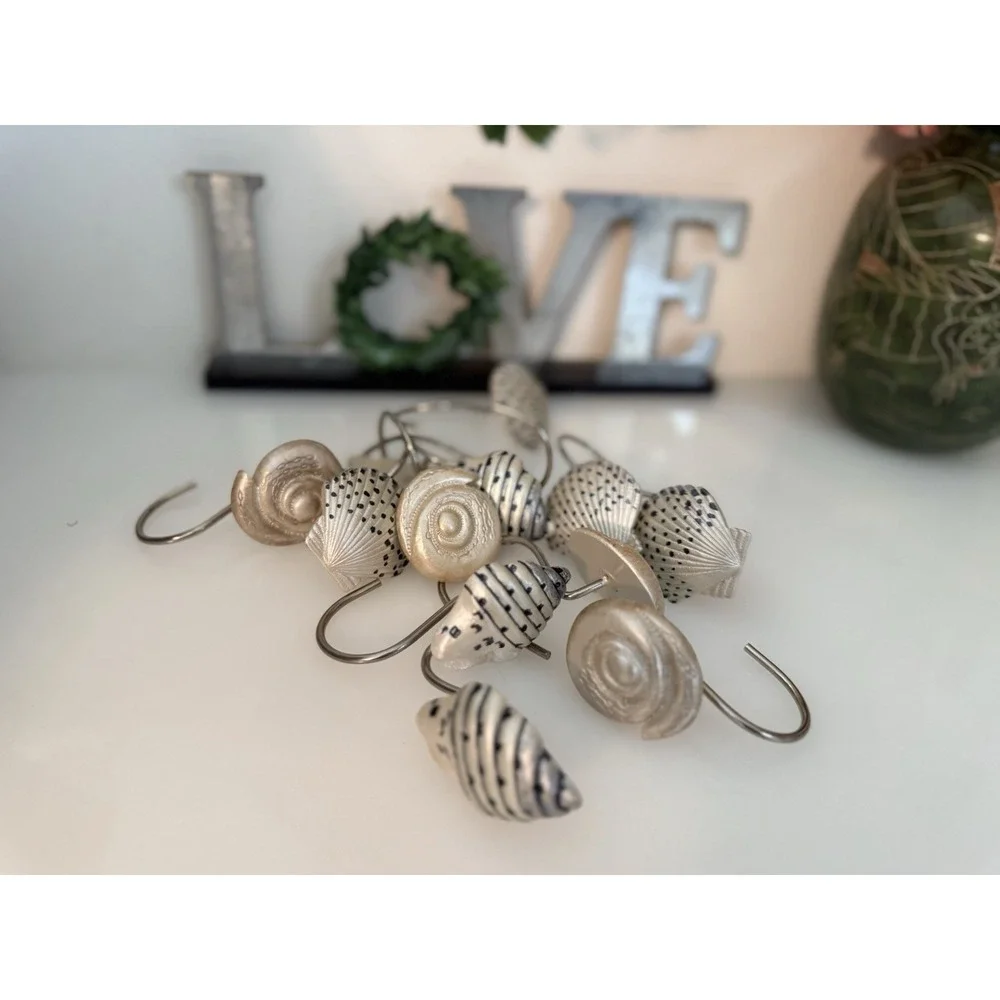 Vtg Seashell Shower Curtain Hooks Beach Nautical Bathroom Décor Resin 12 pc NWOT